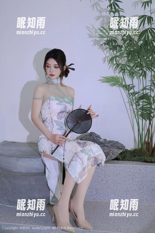 秀人网-陆萱萱 秀人网 - 在陆萱萱的在线教室,沉迷于美图,不知不觉地学了啥……