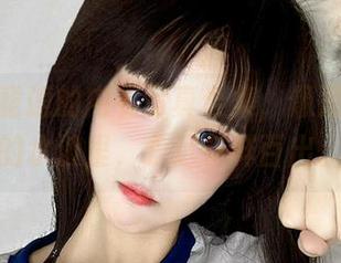 章鱼小童谣的内衣写真合集,像是在细腻的水波里,永远花样百出。