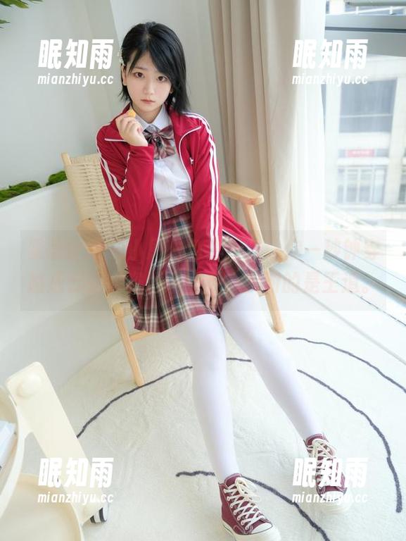 紧急企划-小恩 紧急企划 - 小恩白色套图,让你一秒钟穿越成云朵,资源千千万,找对的是王道。