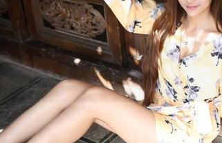 美媛馆 – 毕竟是王馨瑶，护士的原图在这里，更新的表情也难以捉摸。