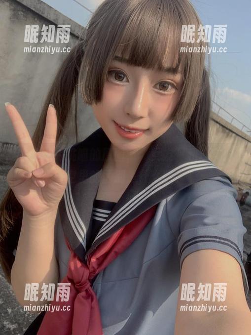胡桃喵 咳咳,胡桃喵的原图,“女友”和现实时空里的区别是什么呢?
