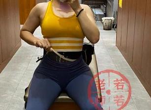 微密圈 – 说实话,若若老师的眼镜写真太诱惑了,抵挡不住的想下载。