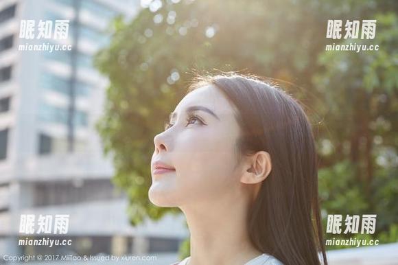 蜜桃社-铃木 蜜桃社 - 教室里的另一种铃木:图库即将上线,记得下载!