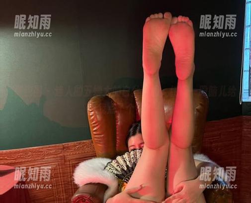 迷人的五姨太 微密圈 - 迷人的五姨太的白丝套图,纯属一股脑儿给我点了个赞!
