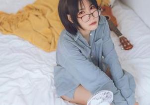 看逐月Su如何用梦子的写真让我觉得我的日常太无聊了！