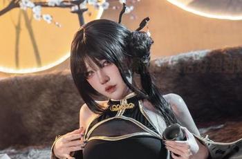 阿薰kaOri的美图精选，早餐的时候恰好想到她的御姐气场