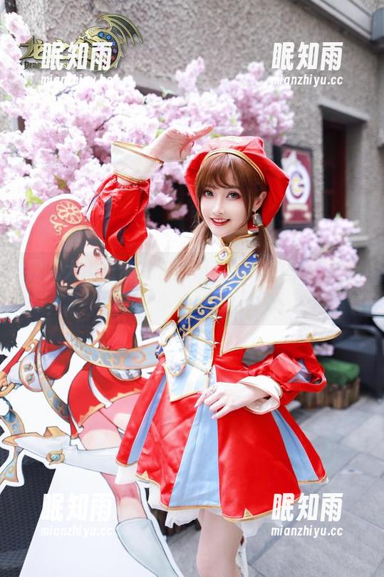 露儿大魔王 露儿大魔王带你看禁闭者娜恰的原图,警告:小心被迷住!