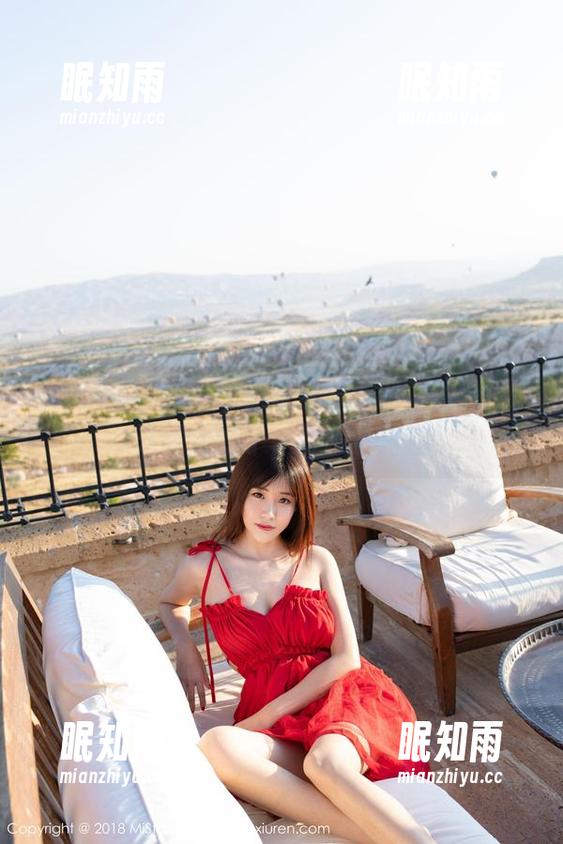 魅妍社 - Jenny佳妮带来的JK高清资源，光线太好了，眼睛不够用！