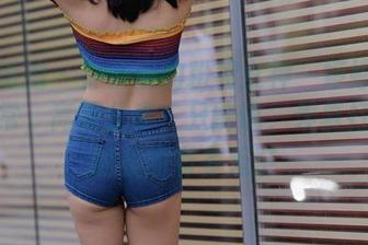魔镜街拍 – 办公室的粉裙女神—婷婷的工作日常,高清分享;只能说,羡慕打工人的美丽有多无奈